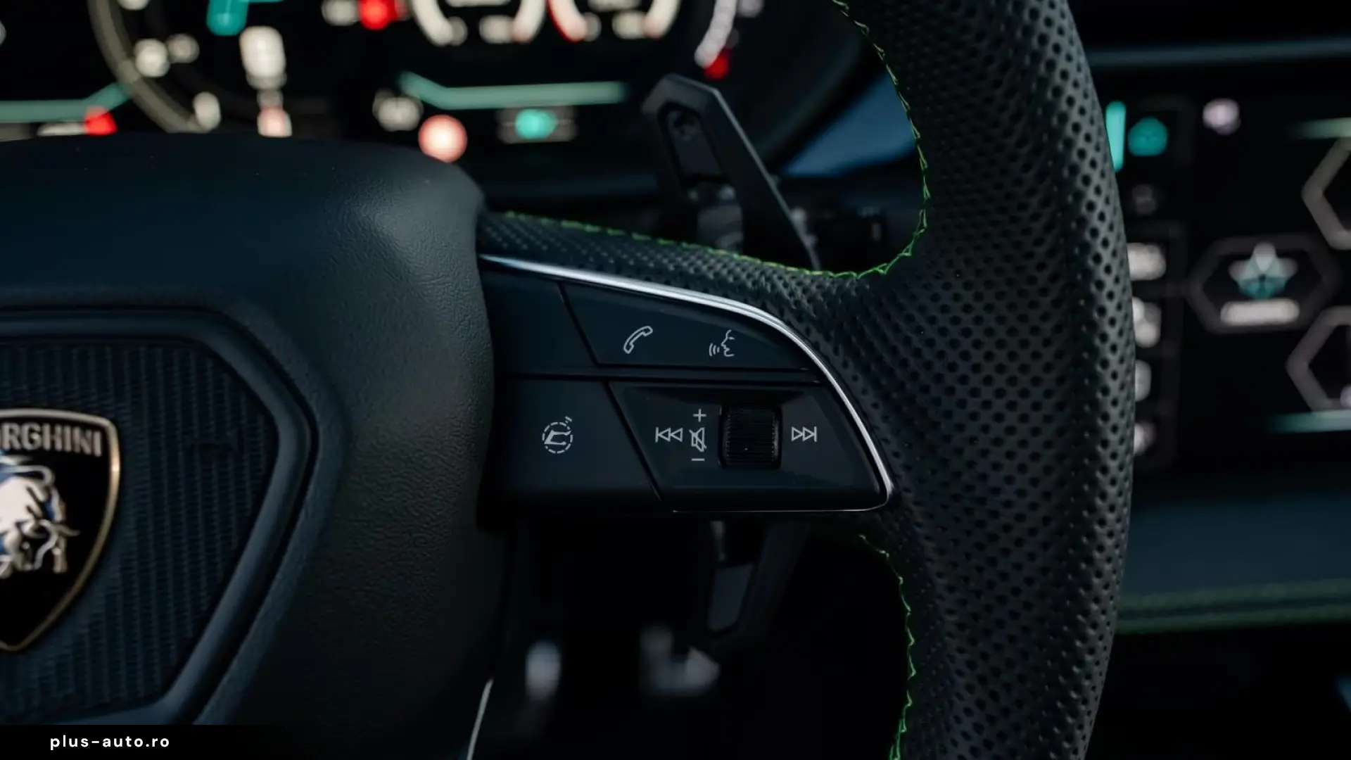 Lamborghini URUS SE 4.0 V8   Finanțare Leasing
