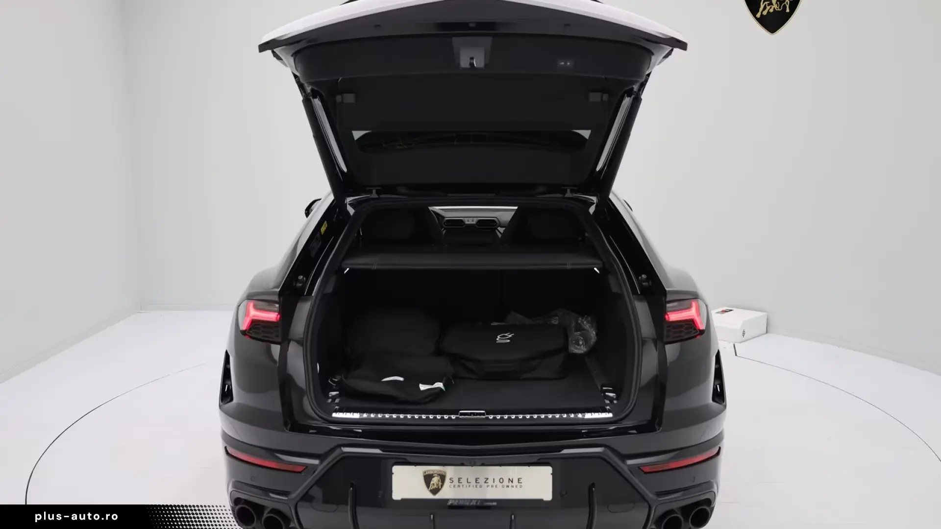 Lamborghini URUS SE 4.0 V8 Plug-In   Finanțare Leasing
