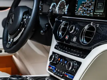 Rolls-Royce Ghost - LIVRARE RAPIDA!