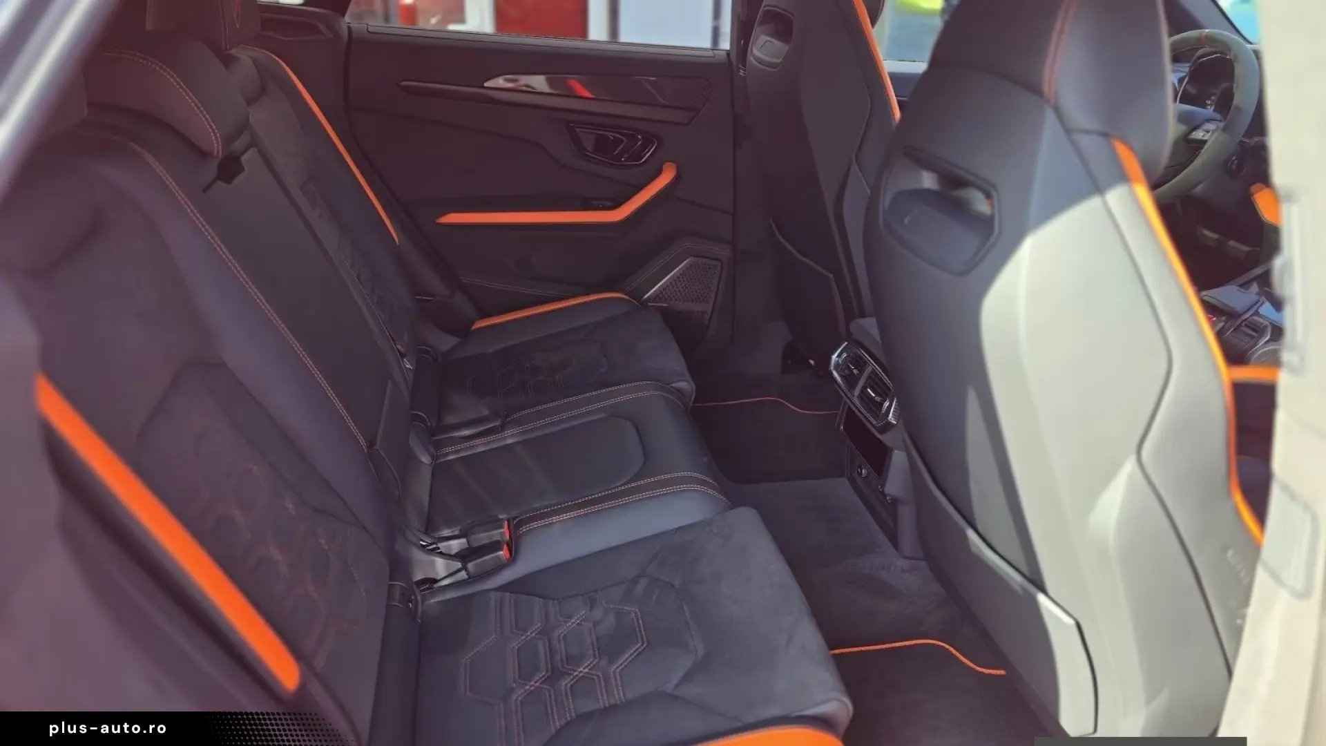 Lamborghini URUS SE 4.0 V8 Plug-In   Finanțare Leasing