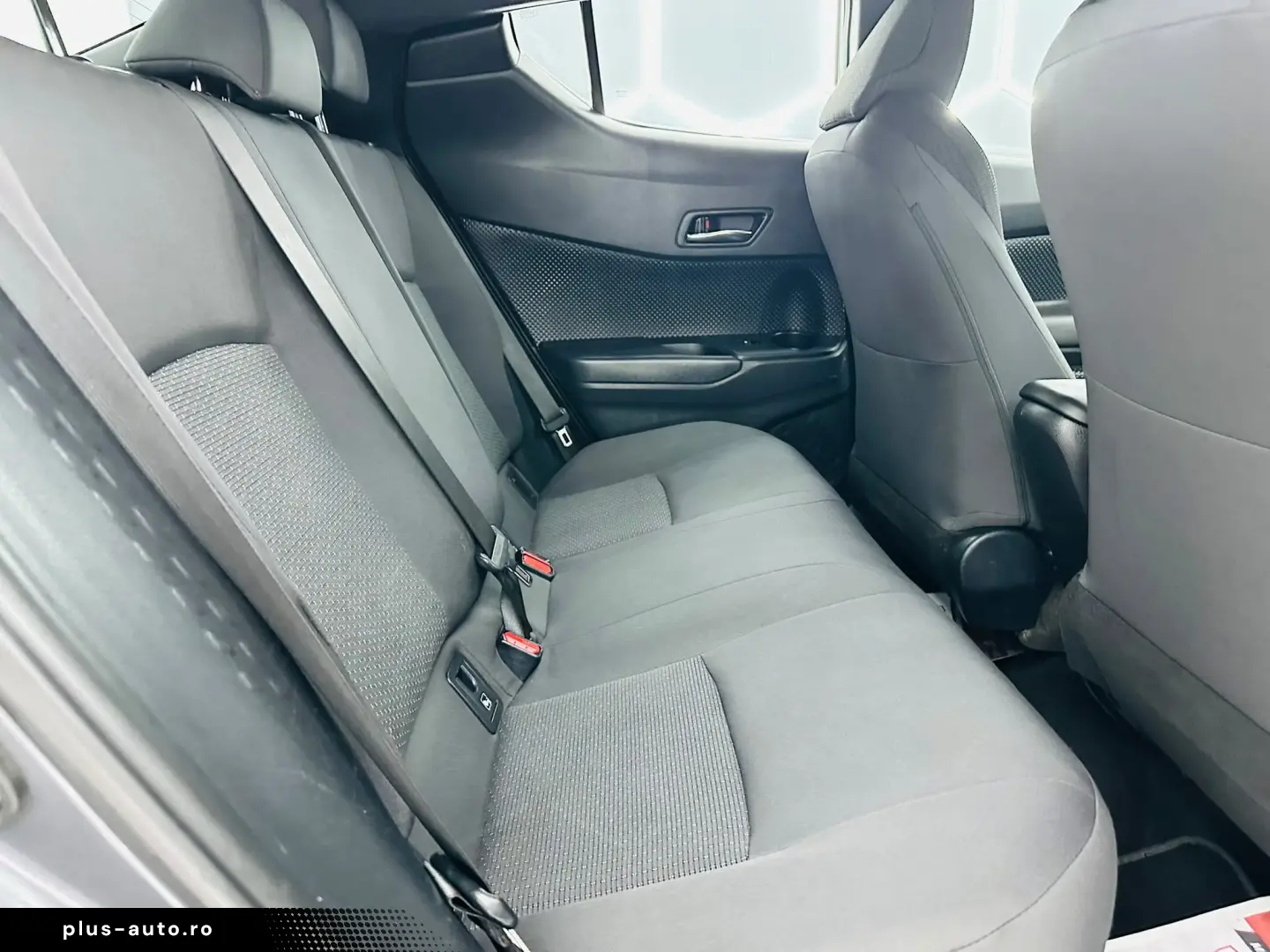 TOYOTA C-HR 2017 1.8i  hybrid E6 Garantie 12 Luni Rate Avans