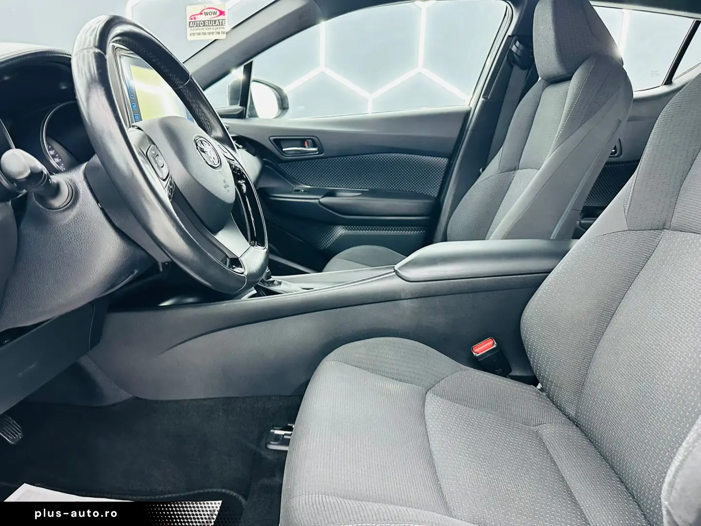 TOYOTA C-HR 2017 1.8i  hybrid E6 Garantie 12 Luni Rate Avans