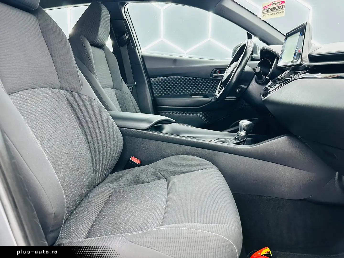 TOYOTA C-HR 2017 1.8i  hybrid E6 Garantie 12 Luni Rate Avans