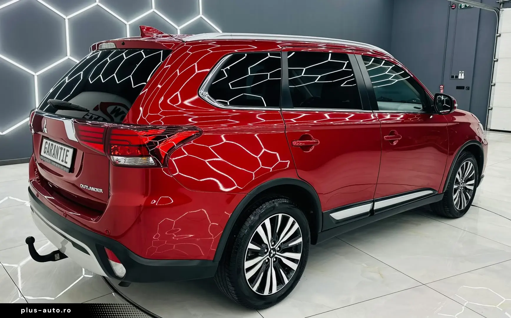 MITSUBISHI OUTLANDER 2019 2.0i E6 Garantie 12 Luni Rate Avan