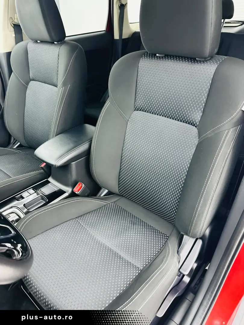 MITSUBISHI OUTLANDER 2019 2.0i E6 Garantie 12 Luni Rate Avan