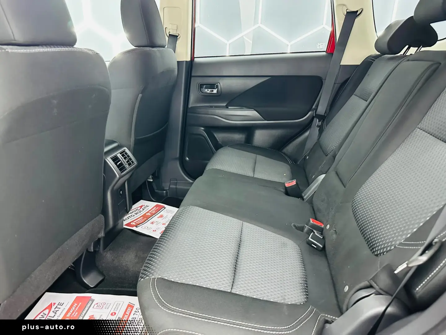 MITSUBISHI OUTLANDER 2019 2.0i E6 Garantie 12 Luni Rate Avan
