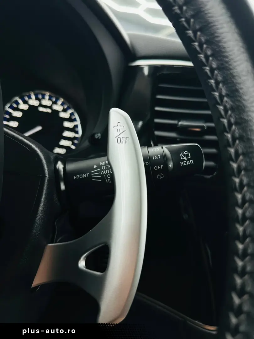 MITSUBISHI OUTLANDER 2019 2.0i E6 Garantie 12 Luni Rate Avan