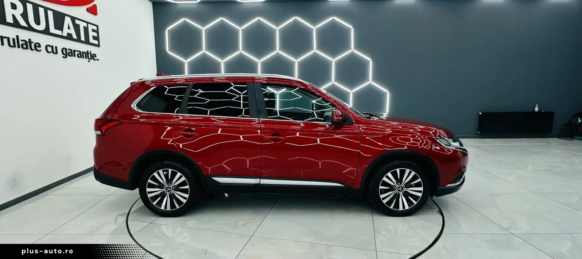 MITSUBISHI OUTLANDER 2019 2.0i E6 Garantie 12 Luni Rate Avan