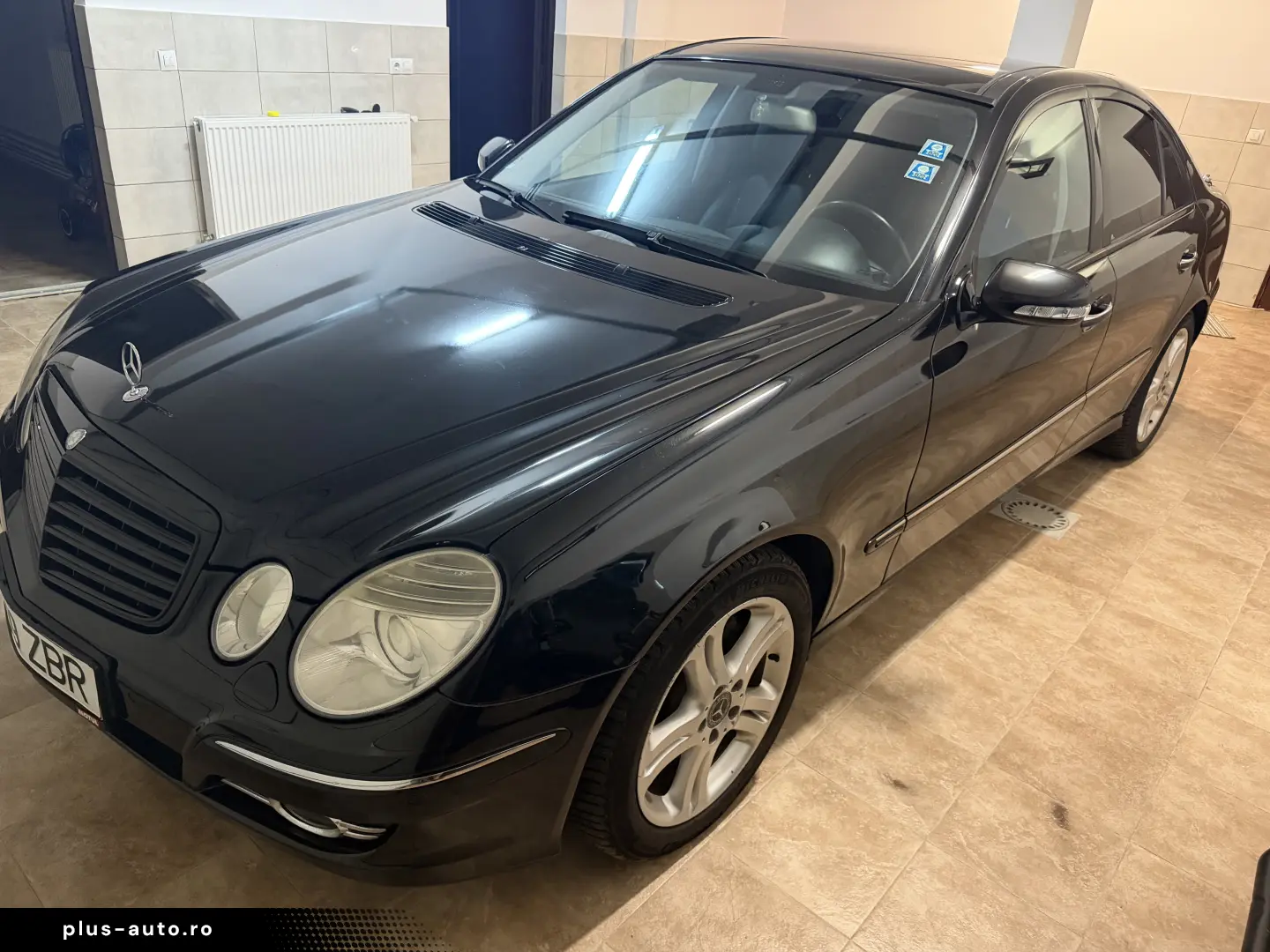 Mercedes-Benz E 320