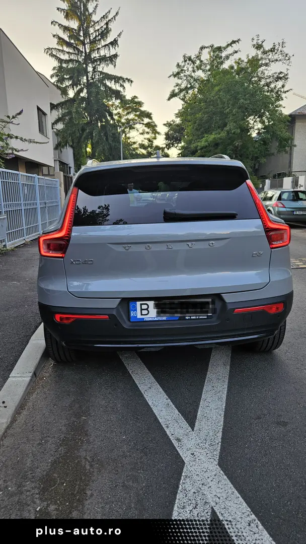 VOLVO XC40 2025 — imagine 12