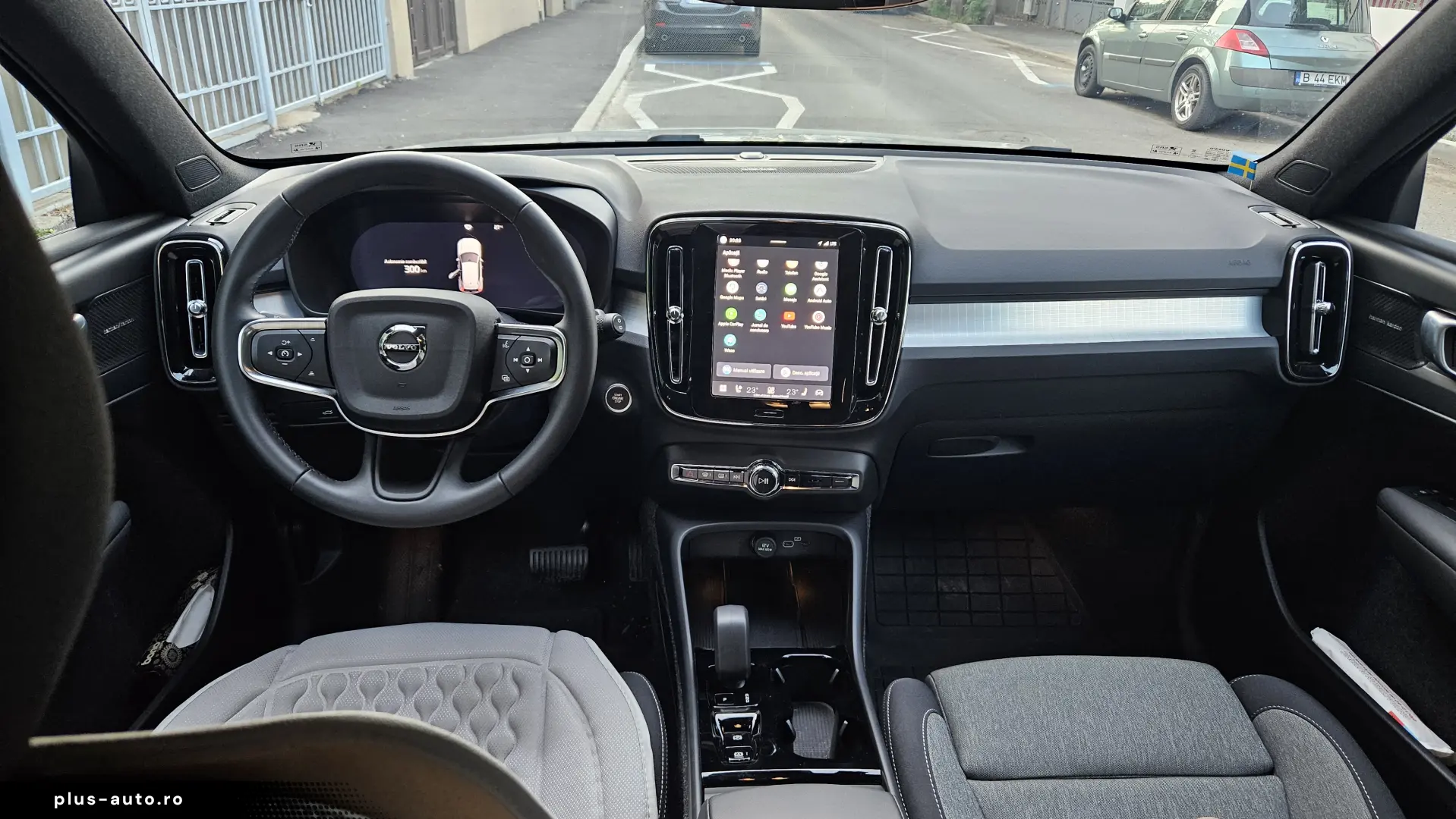 VOLVO XC40 2025 — imagine 15