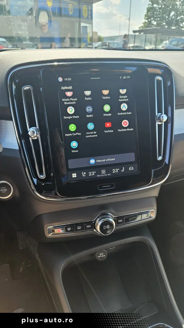 VOLVO XC40 2025 — imagine 21