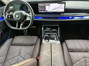 BMW 740d mHEV xDrive A T