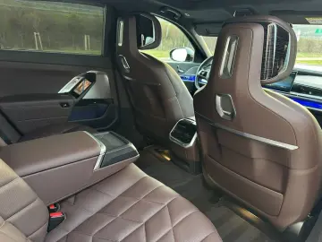 BMW 740d mHEV xDrive A T