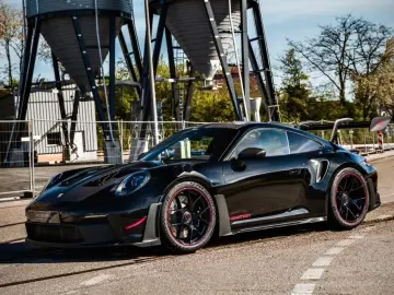 PORSCHE Porsche 911 GT3 RS Weissach Manthey Lift