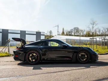 PORSCHE Porsche 911 GT3 RS Weissach Manthey Lift