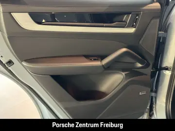 PORSCHE Cayenne E-Hybrid Coupe HA-Lenkung InnoDrive BOSE