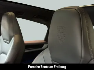 PORSCHE Cayenne E-Hybrid Coupe HA-Lenkung InnoDrive BOSE