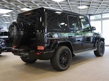 MERCEDES-BENZ G 500 AMG Fahrassi AHK SHD Massage Sta…