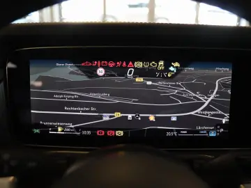 MERCEDES-BENZ G 500 AMG Fahrassi AHK SHD Massage Sta…