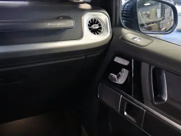 MERCEDES-BENZ G 500 AMG Fahrassi AHK SHD Massage Sta…