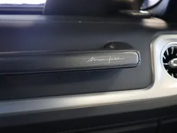 MERCEDES-BENZ G 500 AMG Fahrassi AHK SHD Massage Sta…