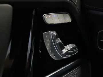 MERCEDES-BENZ G 500 AMG Fahrassi AHK SHD Massage Sta…