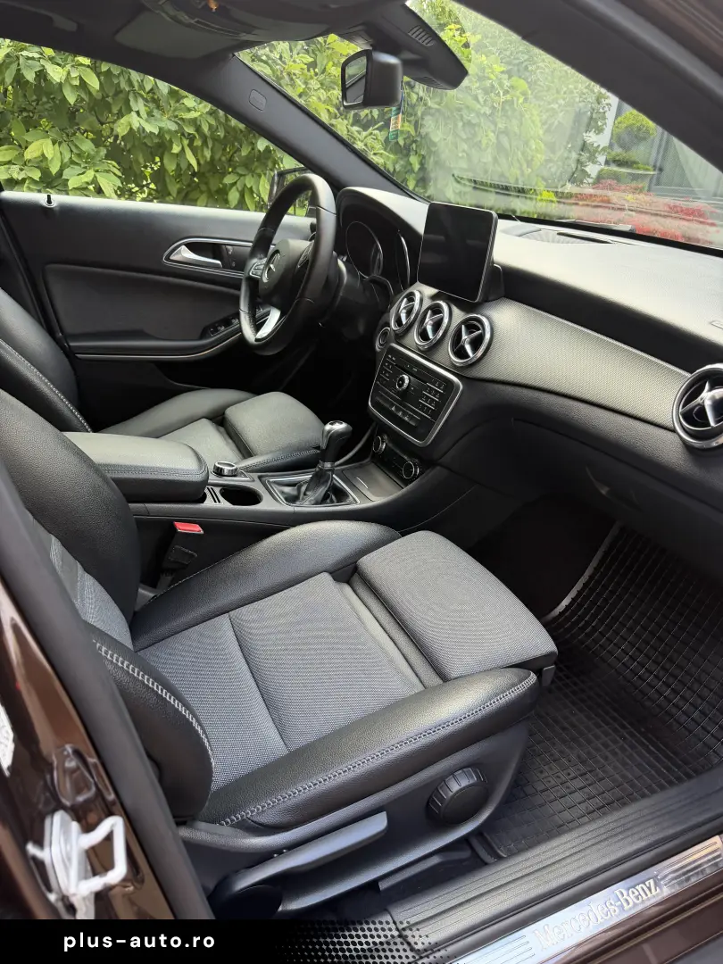 Mercedes-Benz GLA 180