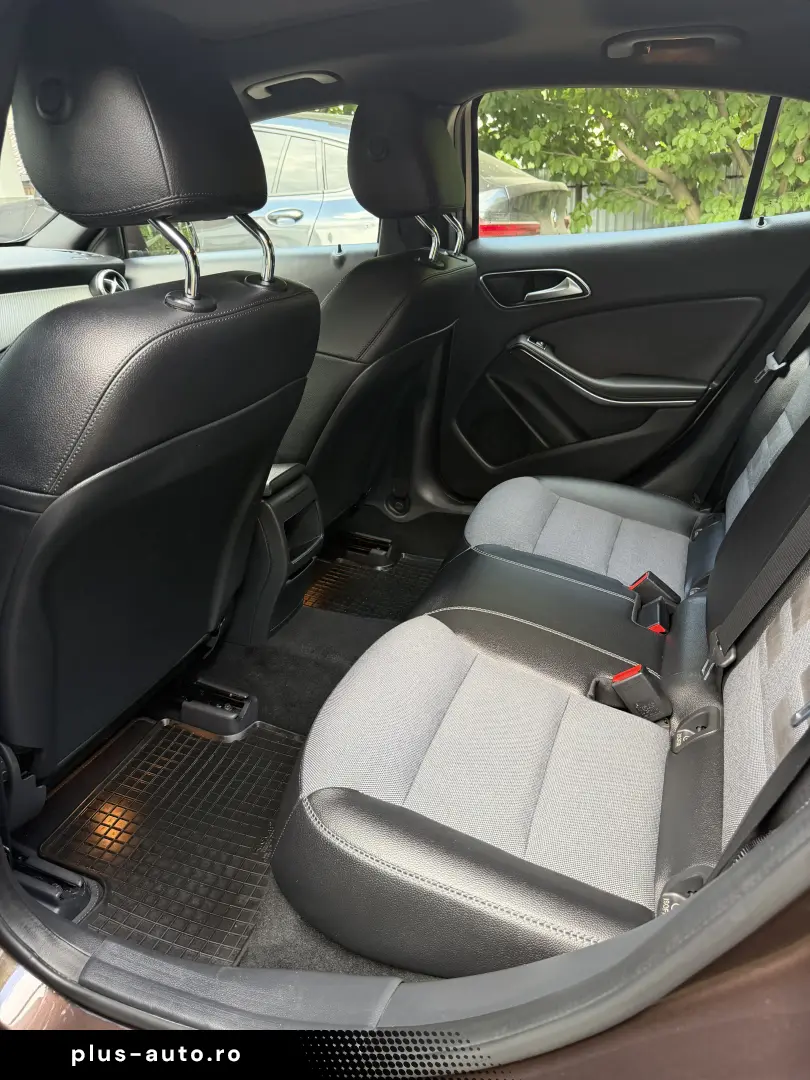 Mercedes-Benz GLA 180