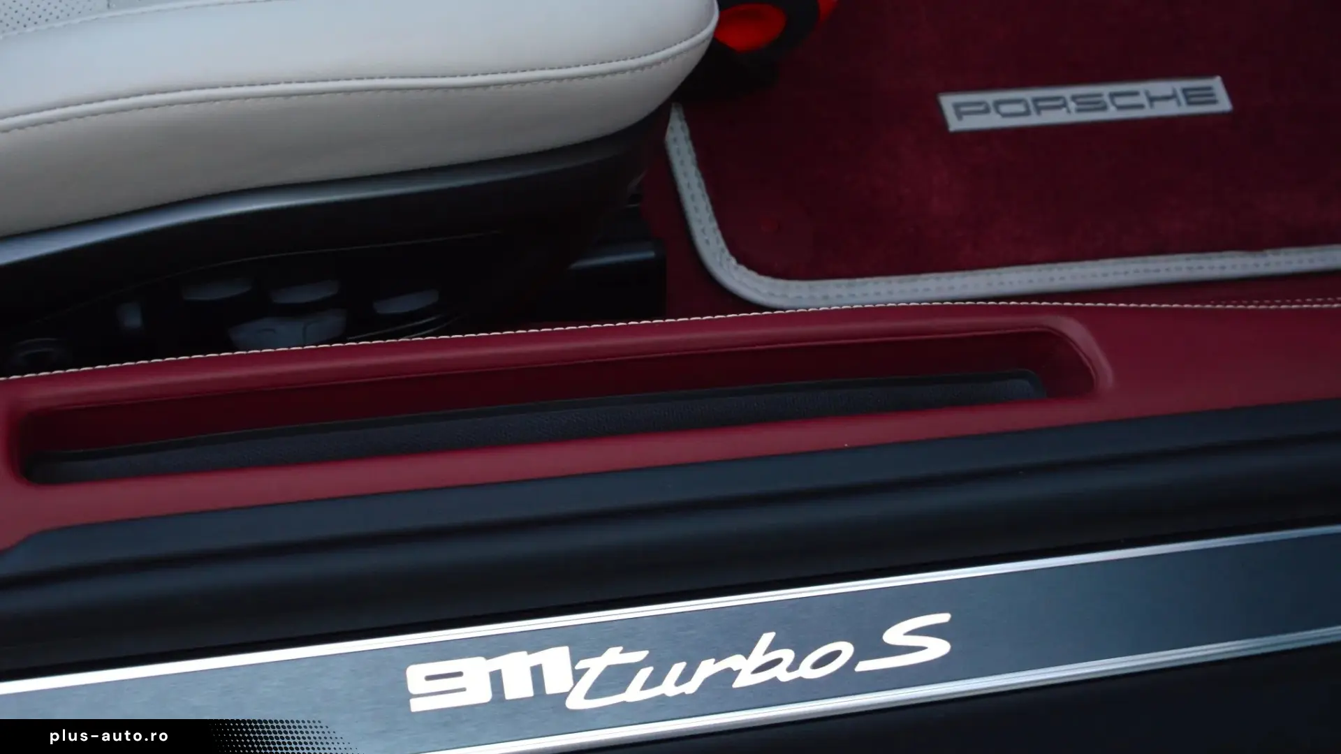 Porsche 911 Carrera Turbo S