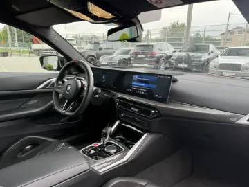 BMW M4 Competition M xDrive