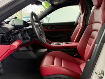 Porsche Taycan Keramik 14 Wege Pano Chrono Sport Navi