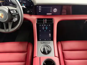Porsche Taycan Keramik 14 Wege Pano Chrono Sport Navi