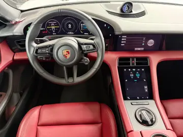 Porsche Taycan Keramik 14 Wege Pano Chrono Sport Navi