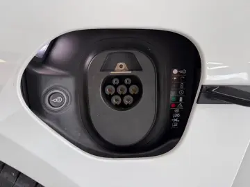 Porsche Taycan Keramik 14 Wege Pano Chrono Sport Navi