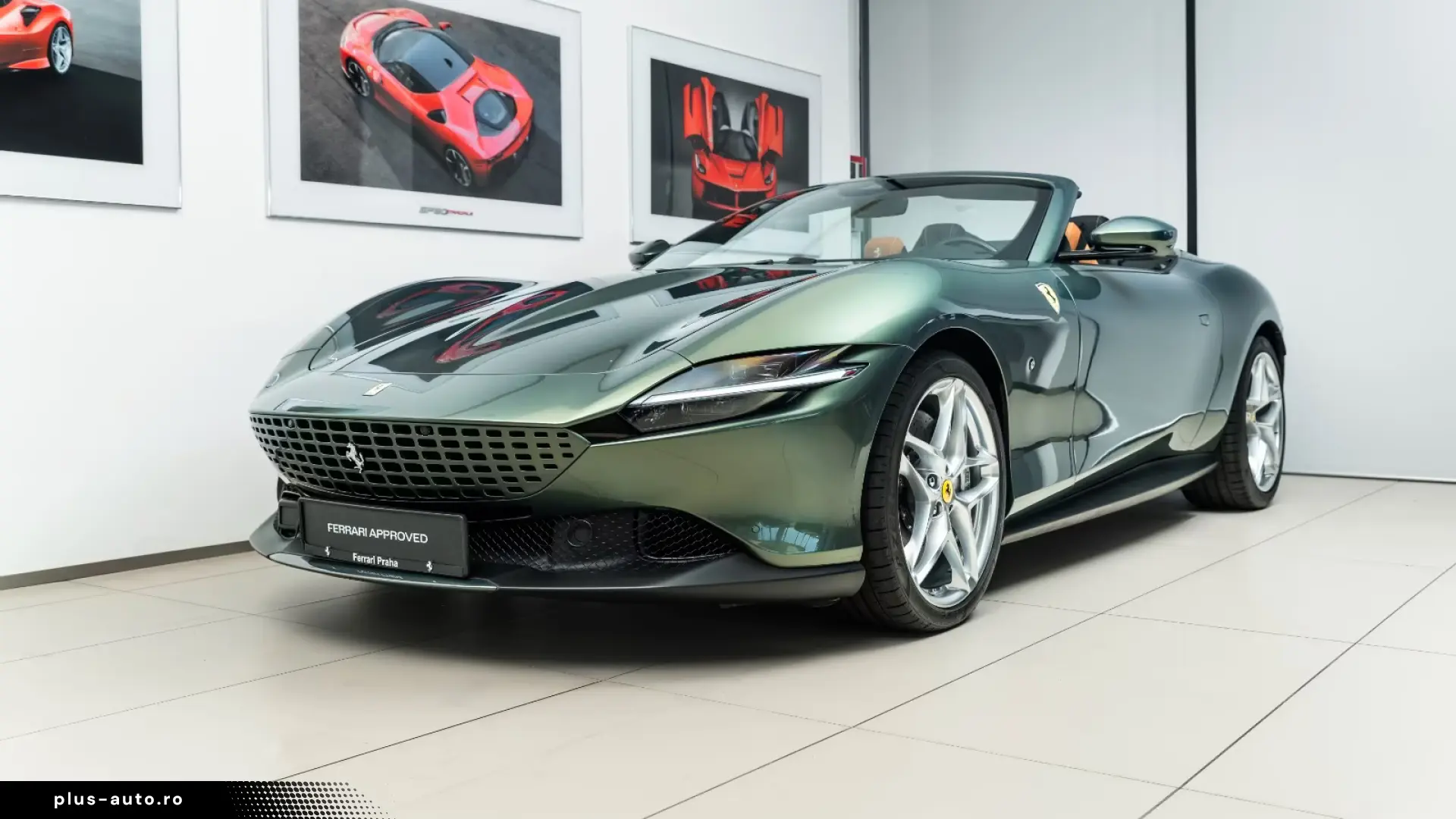 FERRARI Roma