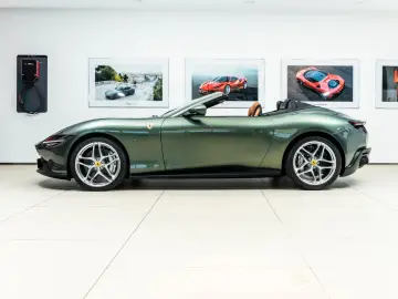 Ferrari Roma Spider