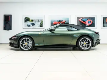 Ferrari Roma Spider