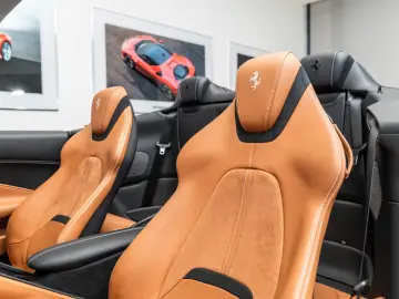Ferrari Roma Spider