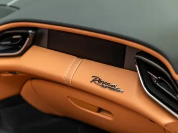 Ferrari Roma Spider