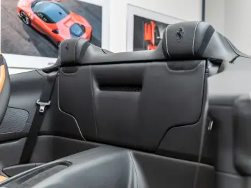 Ferrari Roma Spider