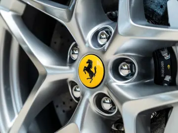 Ferrari Roma Spider