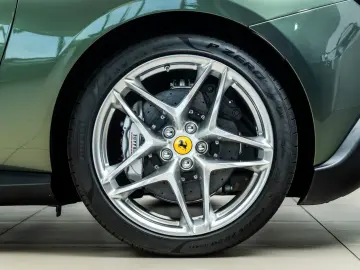 Ferrari Roma Spider