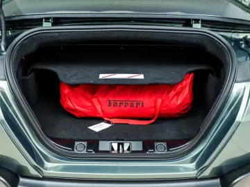 Ferrari Roma Spider