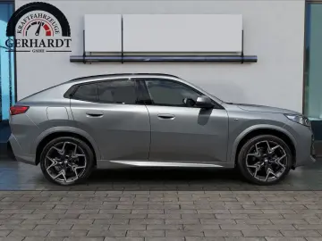 BMW X2 20d xDrive M Sport KEYLESS HudUp DIGITAL AHK