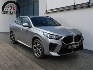 BMW X2 20d xDrive M Sport KEYLESS HudUp DIGITAL AHK