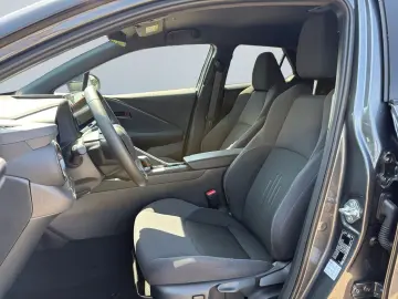 TOYOTA C-HR 2.0 Plug-In Hybrid Teamplayer  LED SHZ CAM