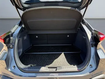 TOYOTA C-HR 2.0 Plug-In Hybrid Teamplayer  LED SHZ CAM