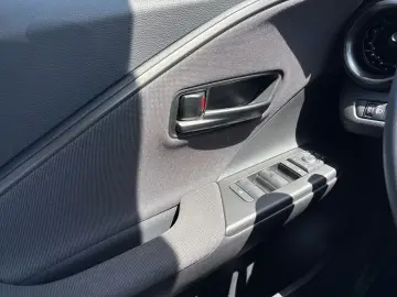 TOYOTA C-HR 2.0 Plug-In Hybrid Teamplayer  LED SHZ CAM