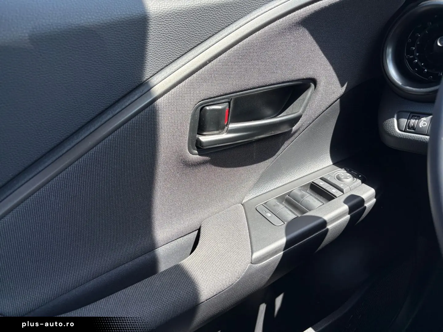 TOYOTA C-HR 2.0 Plug-In Hybrid Teamplayer  LED SHZ CAM